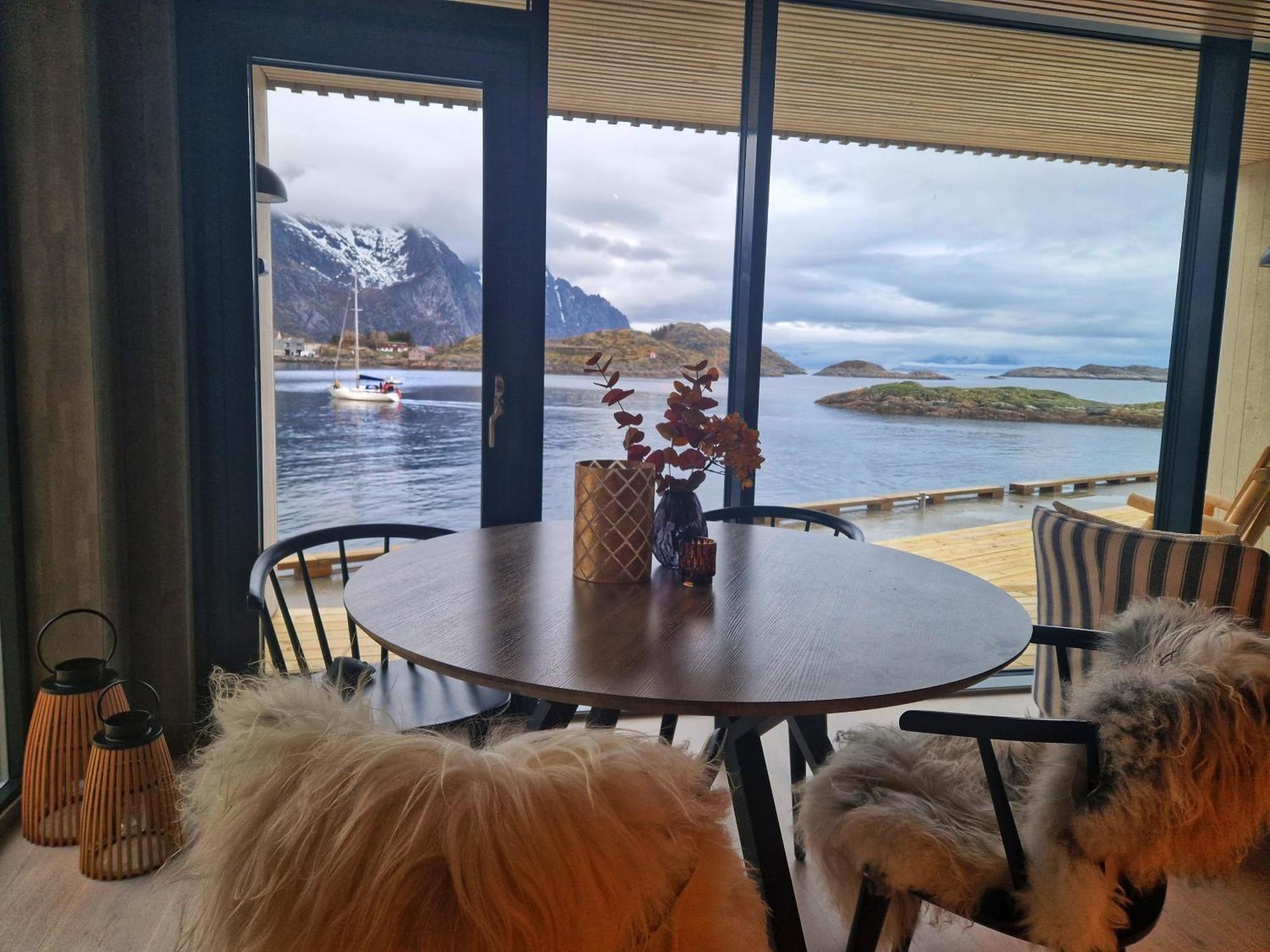 Seafront Apartment Henningsvaer Exterior foto