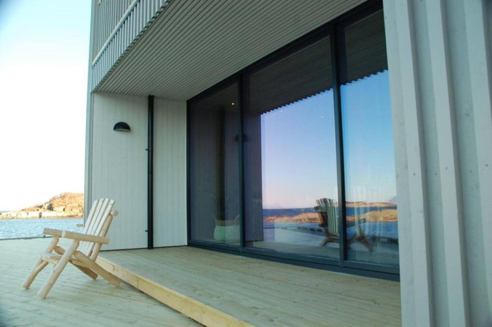 Seafront Apartment Henningsvaer Exterior foto